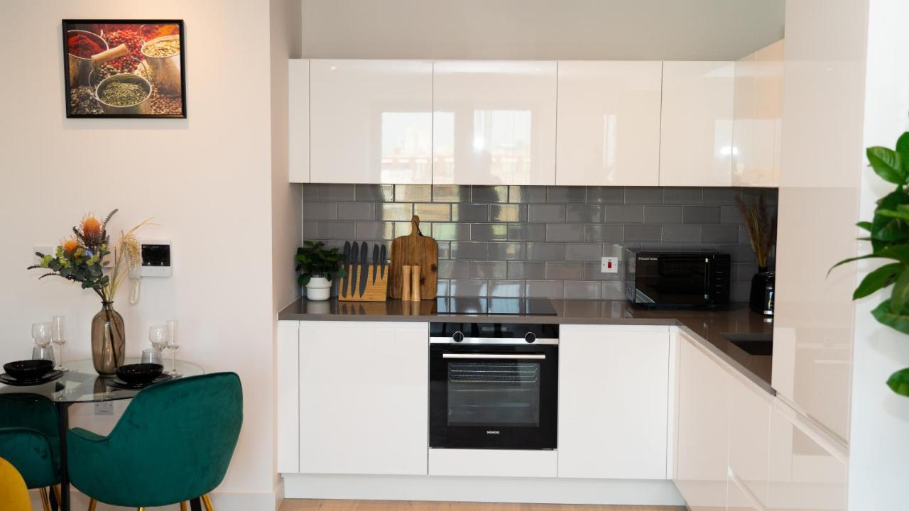 Apartamento Royal Wharf - 1 Bed - Balcony - River & City View Londres